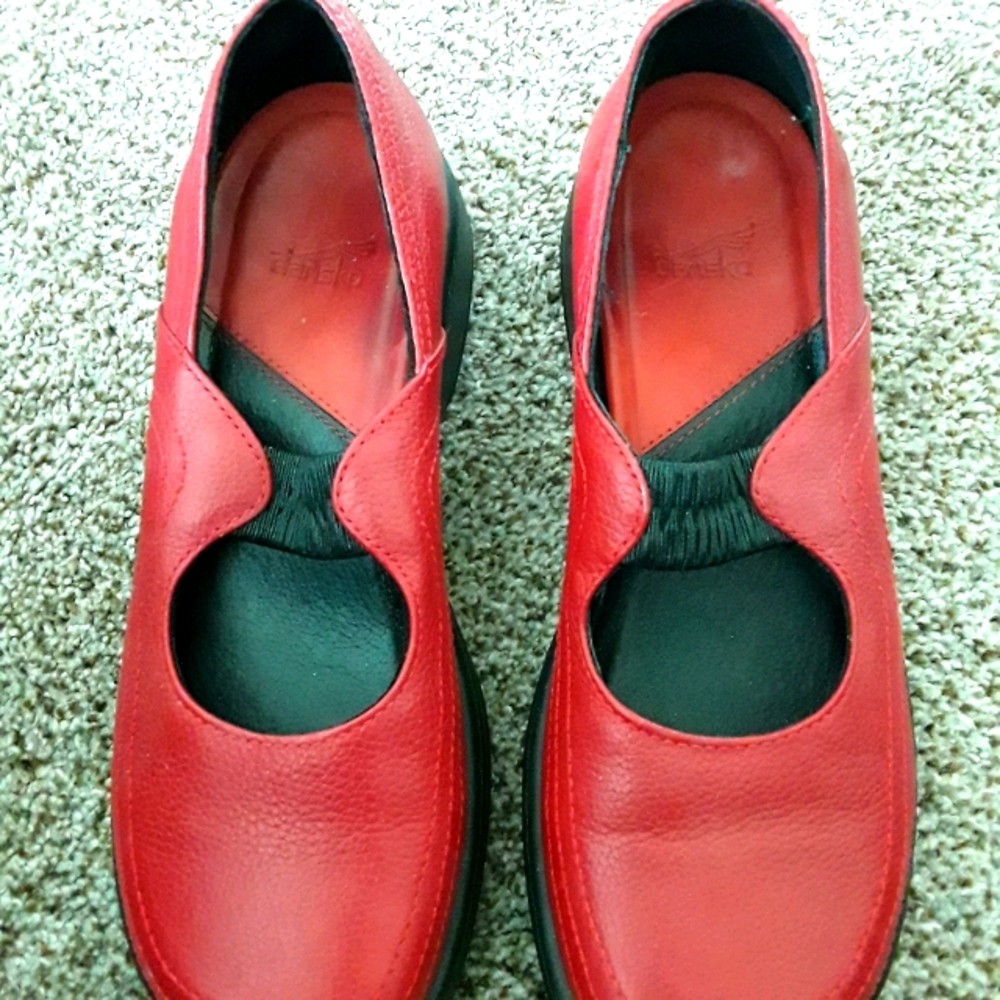 Dansko Shoes ( SZ 39 ) Red